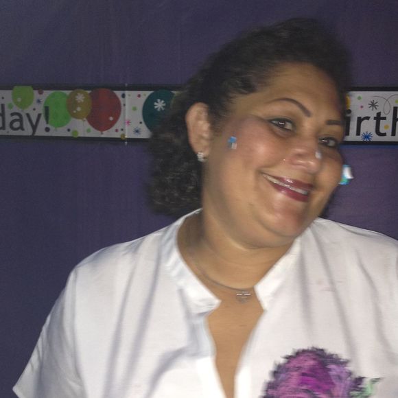 Meet your Posher, Adalinda - Picture 1 of 1